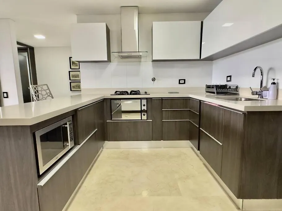 201 Huge Terrace And Beautiful View In El Poblado Daire Medellín 0*,  Kolombiya