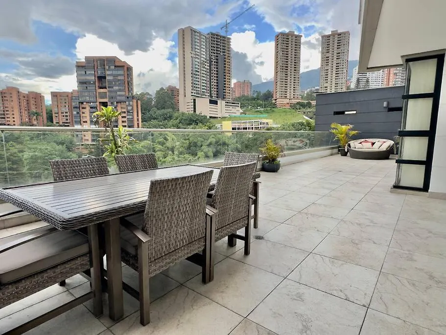 201 Huge Terrace And Beautiful View In El Poblado Daire Medellín 0*,